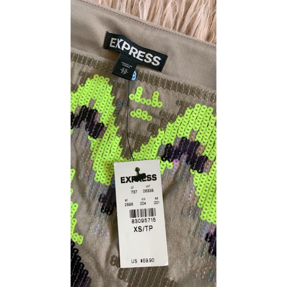 Express Aztec pattern skirt - Picture 4 of 4